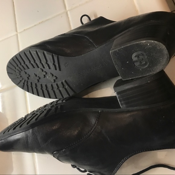 GERRY WEBER OXFORD STYLE SHOES - Picture 6 of 7